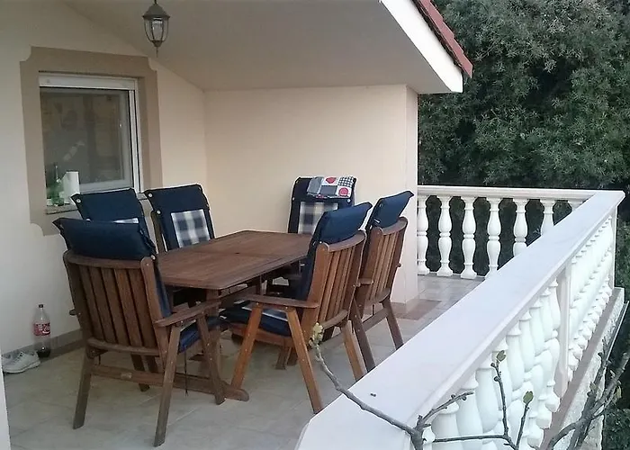 Sukosan Apartment